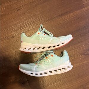 On Running Women's Light Green Athletic Shoes